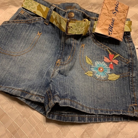 Other - Girls Short With Stones & Sequins Size 6x Tall